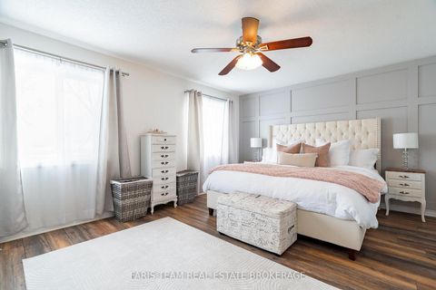 Photo 15 at 3 Saxon Road, Shore, Barrie