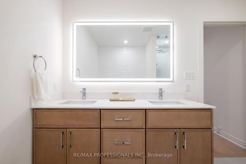 Photo 19 at 636 Runnymede Road, Bloor West Village, Toronto