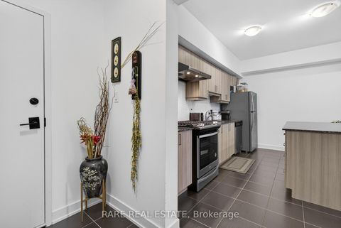 Photo 6 at 411 - 5 Chef Lane, Rural Barrie Southeast, Barrie