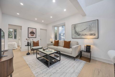 Photo 4 at 152 Pickering Street, Danforth, Toronto