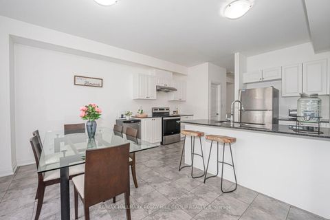 Photo 4 at 42 Alaskan Heights, Rural Barrie Southwest, Barrie