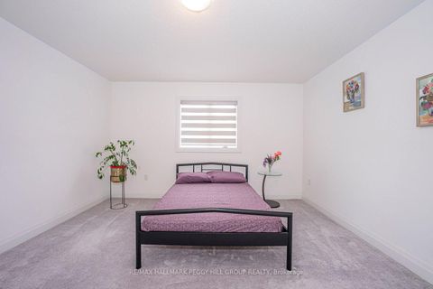 Photo 9 at 42 Alaskan Heights, Rural Barrie Southwest, Barrie