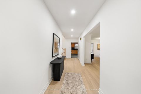 Photo 2 at 10 Paddington Place, Richview, Toronto