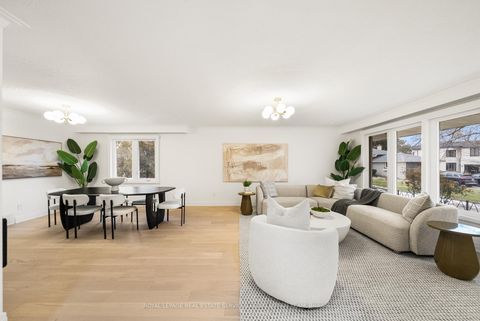 Photo 3 at 10 Paddington Place, Richview, Toronto