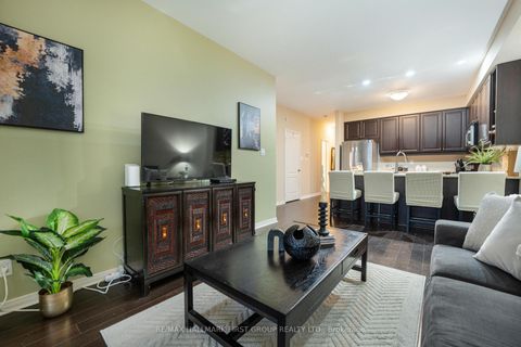 Photo 9 at 5 - 70 Lovegrove Lane, Central, Ajax
