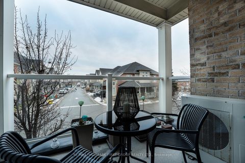 Photo 11 at 5 - 70 Lovegrove Lane, Central, Ajax