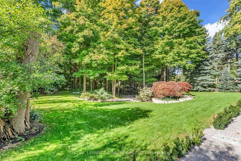 Photo 38 at 8 Silverdale Crescent, Donalda, Toronto