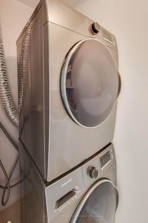 Photo 20 at 448 - 139 Merton Street, Mount Pleasant West, Toronto