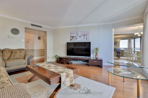 Photo 2 at 3006 - 65 Harbour Square, Waterfront Communities C1, Toronto