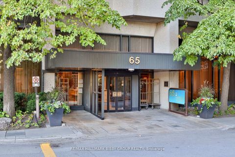 Photo 26 at 3006 - 65 Harbour Square, Waterfront Communities C1, Toronto