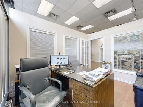 Photo 17 at 102 - 255 Duncan Mill Road, Windfields, Toronto