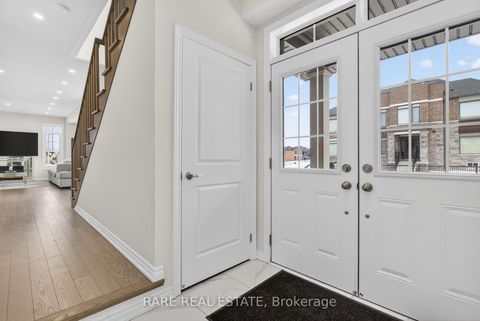 Photo 5 at 25 Rochester Drive, Rural Barrie Southeast, Barrie