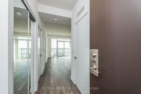 Photo 3 at 1218 - 60 Honeycrisp Crescent, Vaughan Corporate Centre, Vaughan
