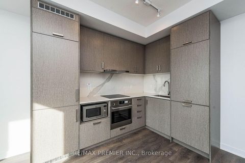 Photo 8 at 1218 - 60 Honeycrisp Crescent, Vaughan Corporate Centre, Vaughan