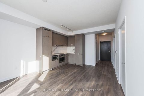 Photo 10 at 1218 - 60 Honeycrisp Crescent, Vaughan Corporate Centre, Vaughan