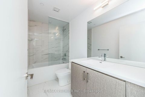 Photo 22 at 1218 - 60 Honeycrisp Crescent, Vaughan Corporate Centre, Vaughan