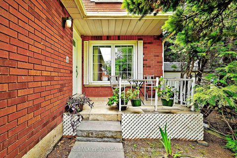 Photo 1 at 348 Brownridge Drive, Brownridge, Vaughan