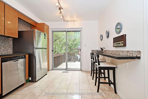 Photo 15 at 348 Brownridge Drive, Brownridge, Vaughan