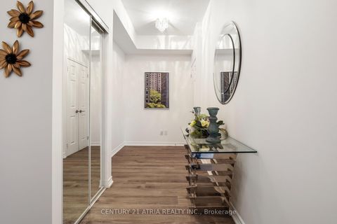 Photo 6 at 320 - 11611 Yonge Street, Jefferson, Richmond Hill