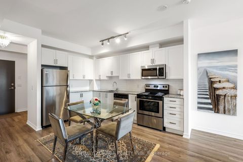 Photo 10 at 320 - 11611 Yonge Street, Jefferson, Richmond Hill