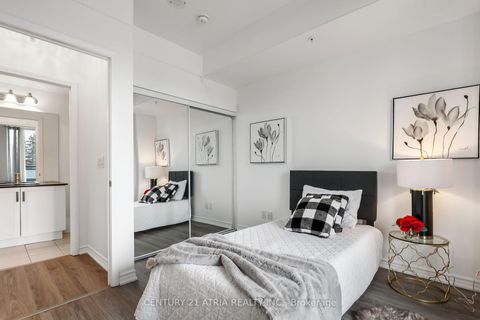 Photo 23 at 320 - 11611 Yonge Street, Jefferson, Richmond Hill