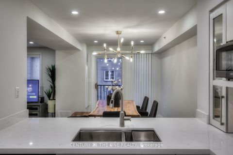 Photo 12 at 710 - 75 Weldrick Road E, Observatory, Richmond Hill