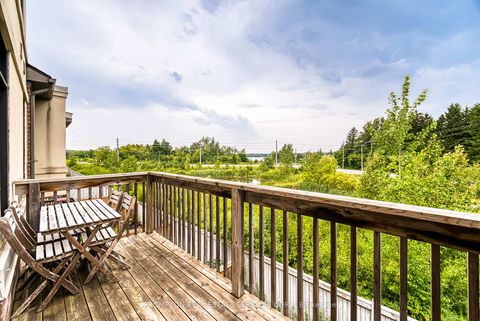 Photo 11 at 48 Helliwell Crescent, Oak Ridges Lake Wilcox, Richmond Hill