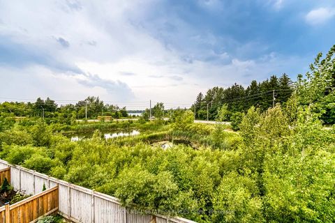 Photo 12 at 48 Helliwell Crescent, Oak Ridges Lake Wilcox, Richmond Hill