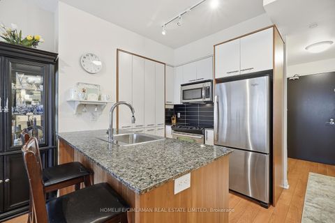 Photo 10 at 2006 - 1 Valhalla Inn Road, City Centre West, Toronto