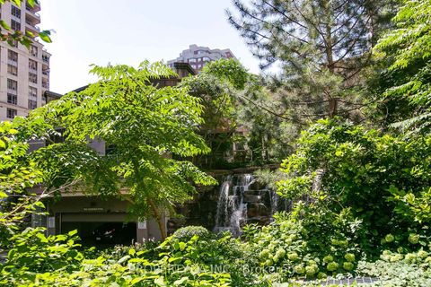 Photo 2 at 2804 - 3880 Duke Of York Boulevard, City Centre, Mississauga