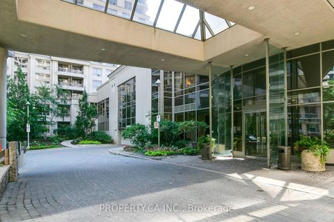 Photo 3 at 2804 - 3880 Duke Of York Boulevard, City Centre, Mississauga