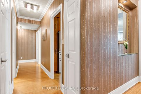 Photo 5 at 2804 - 3880 Duke Of York Boulevard, City Centre, Mississauga