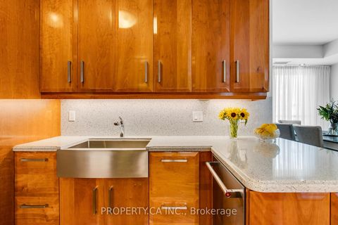 Photo 18 at 2804 - 3880 Duke Of York Boulevard, City Centre, Mississauga