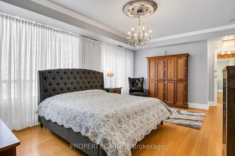 Photo 21 at 2804 - 3880 Duke Of York Boulevard, City Centre, Mississauga