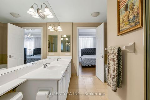 Photo 25 at 2804 - 3880 Duke Of York Boulevard, City Centre, Mississauga