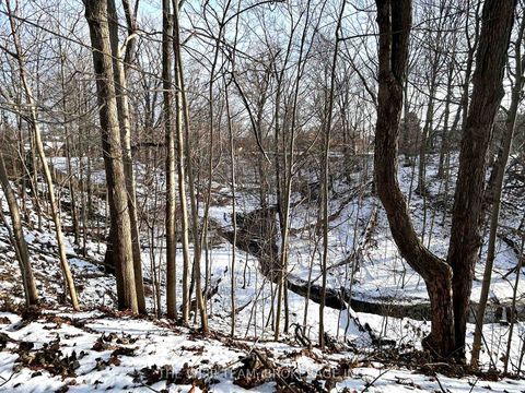 Photo 3 at 17 Glen Robert Drive, Parkview, Toronto