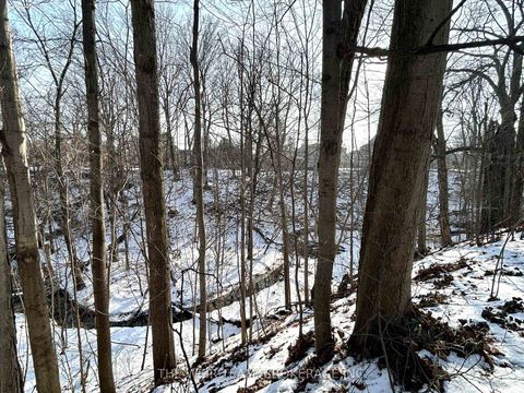 Photo 4 at 17 Glen Robert Drive, Parkview, Toronto