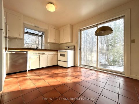 Photo 5 at 17 Glen Robert Drive, Parkview, Toronto