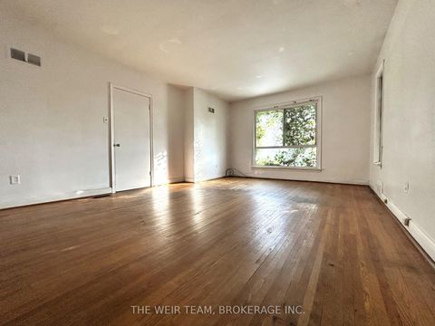 Photo 13 at 17 Glen Robert Drive, Parkview, Toronto