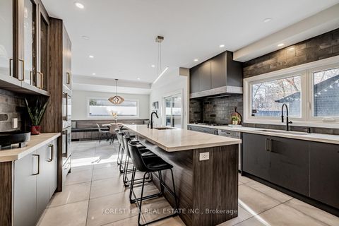 Photo 11 at 97 Clarinda Drive, Bayview Village, Toronto