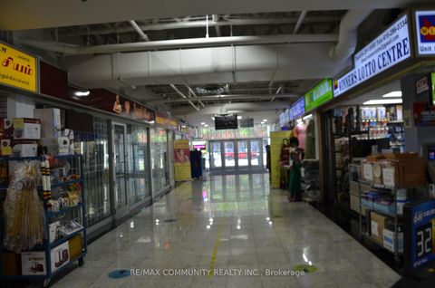 Photo 11 at 112 - 5215 Finch Avenue E, Agincourt North, Toronto