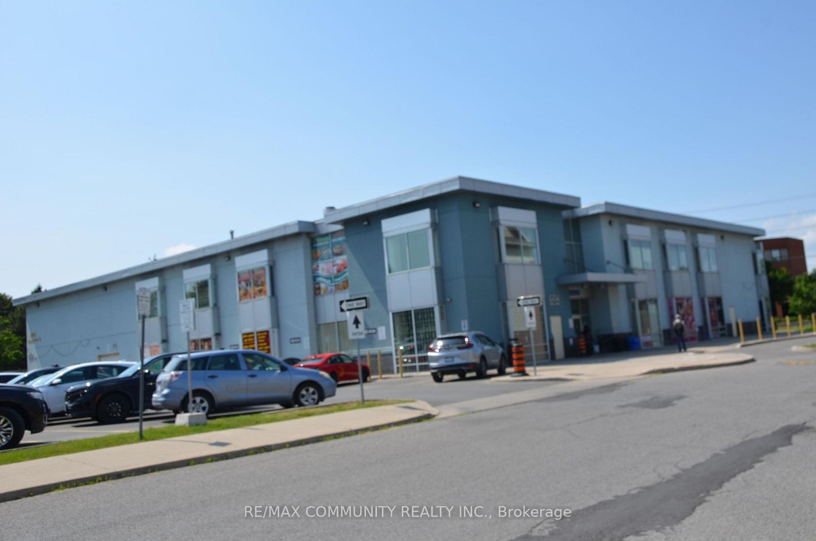 112 - 5215 Finch Avenue E, Agincourt North, Toronto photo number 2