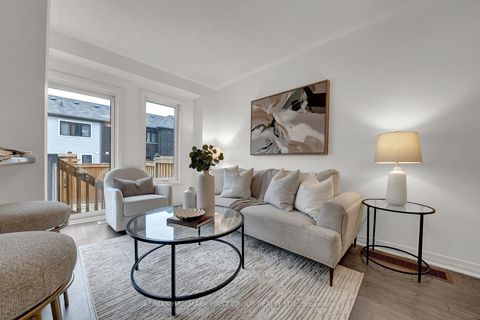 Photo 4 at 40 Caspian Square, Bowmanville, Clarington