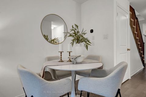 Photo 9 at 40 Caspian Square, Bowmanville, Clarington