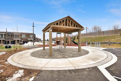 Photo 24 at 40 Caspian Square, Bowmanville, Clarington