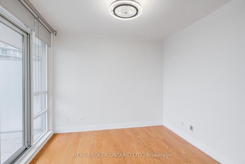 Photo 11 at 702 - 2240 Lakeshore Boulevard W, Mimico, Toronto