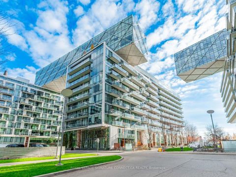 Photo 1 at TH132 - 39 Queens Quay E, Waterfront Communities C8, Toronto