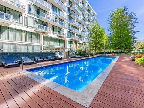 Photo 37 at TH132 - 39 Queens Quay E, Waterfront Communities C8, Toronto