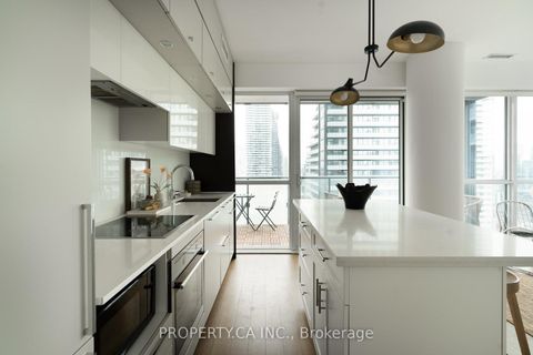 Photo 6 at 3308 - 15 Grenville Street, Bay Street Corridor, Toronto