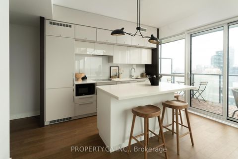 Photo 8 at 3308 - 15 Grenville Street, Bay Street Corridor, Toronto